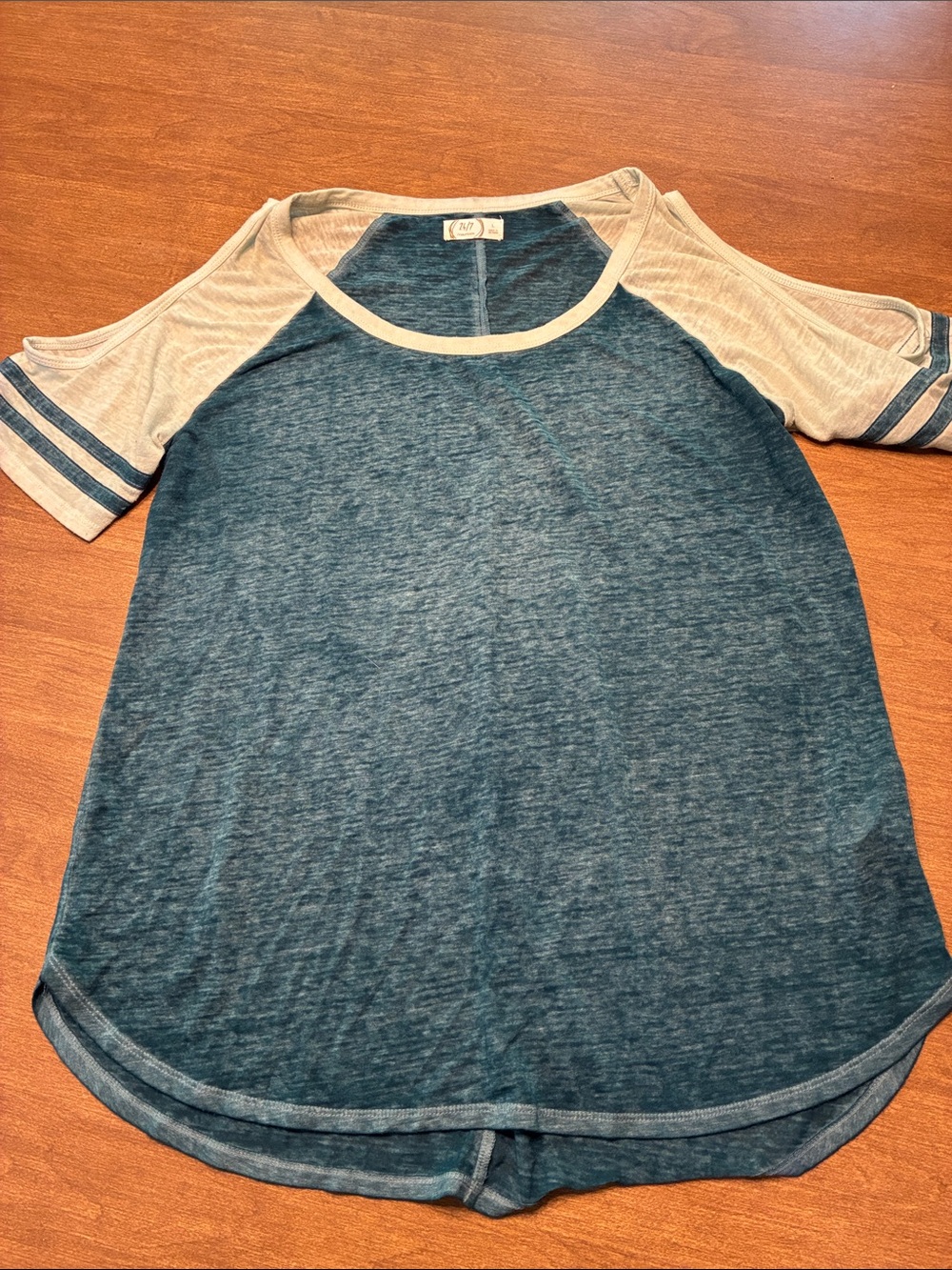 Maurice’s Casual Raglan Cold-Shoulder Tee